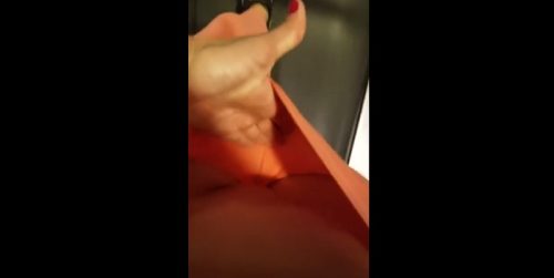 Fun Pussy Play While Doing Cardio