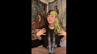 Sexy Snapchat Goth Girl Giving Her Opinions on Dick Sizes and How To Have Good Sex